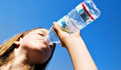 Bere dieta per un mese per perdere peso